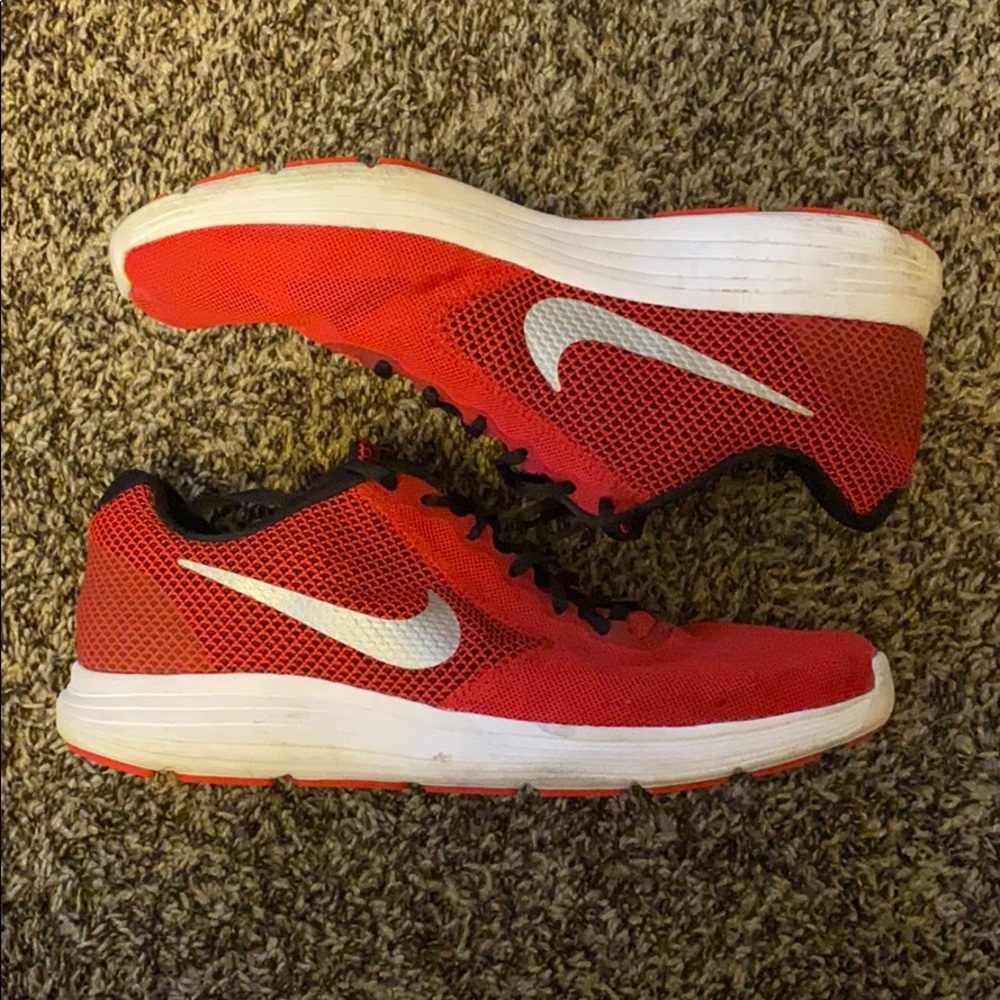 Nike Revolution 3 Running Shoe